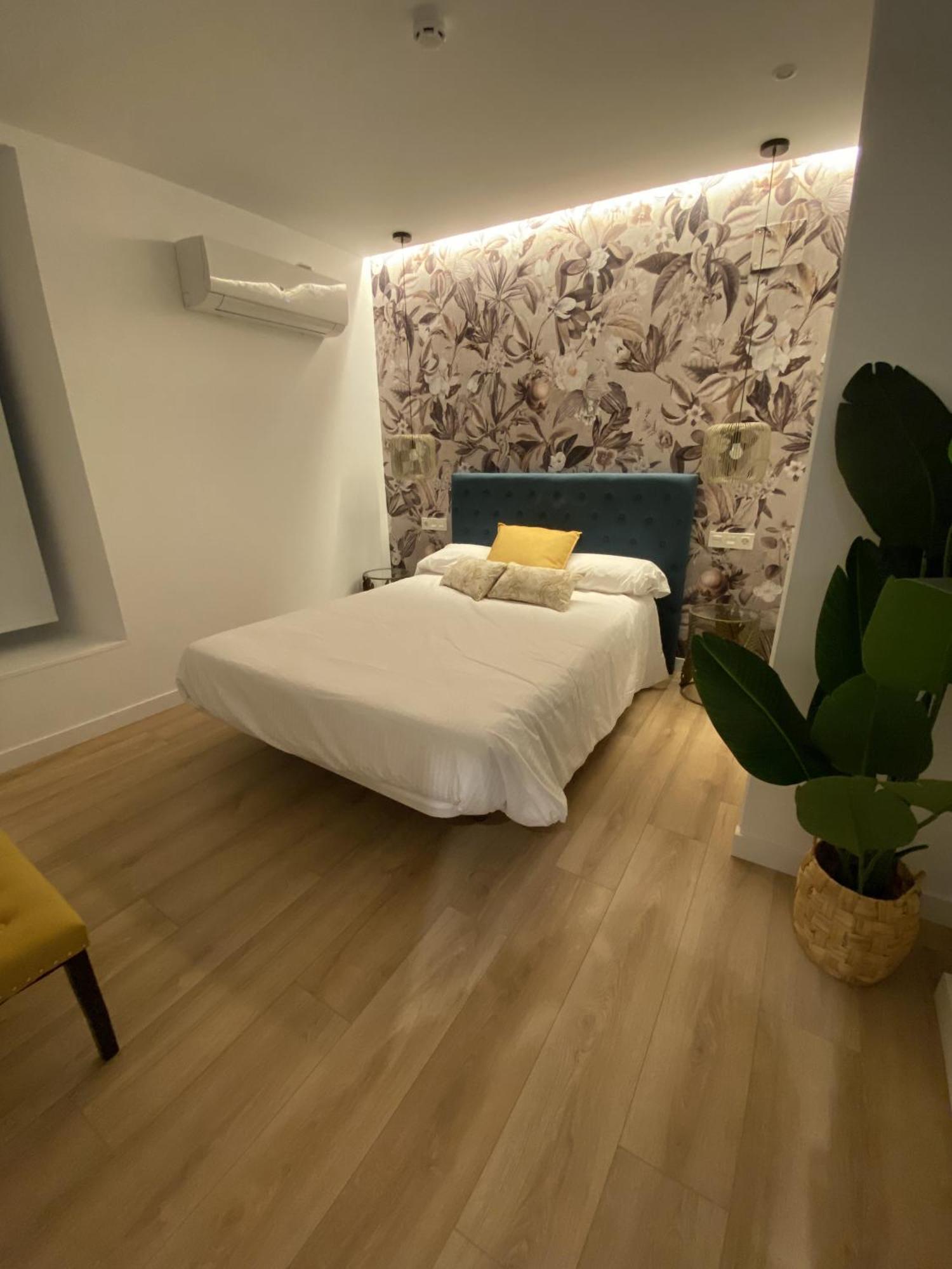 Apartamentos Penalara Segovia Bagian luar foto