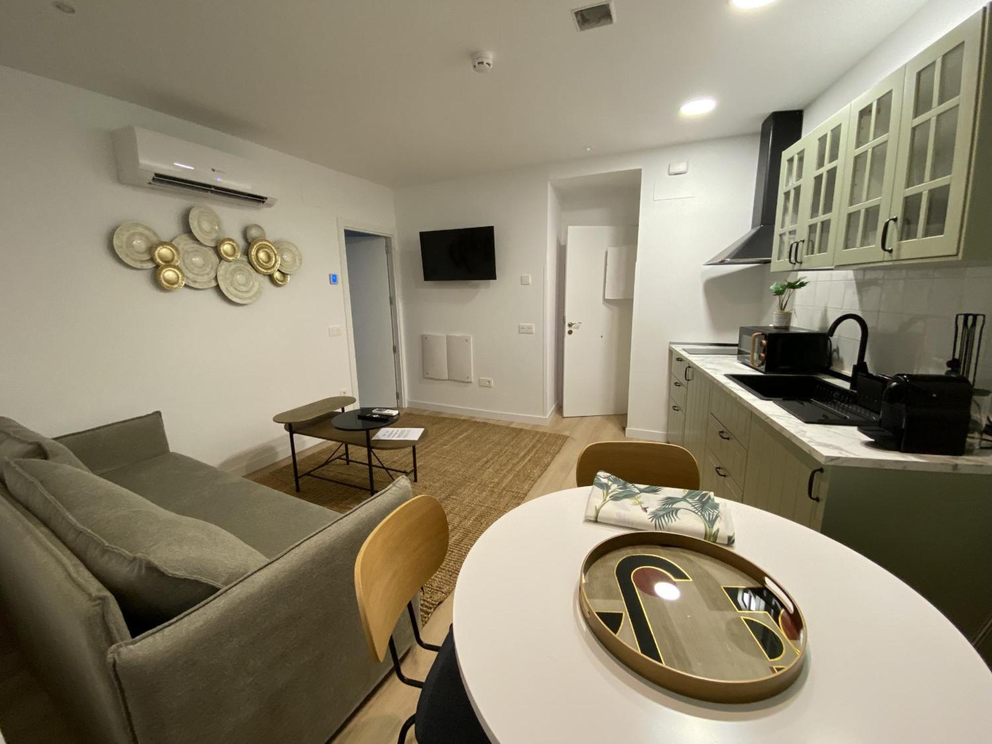 Apartamentos Penalara Segovia Bagian luar foto
