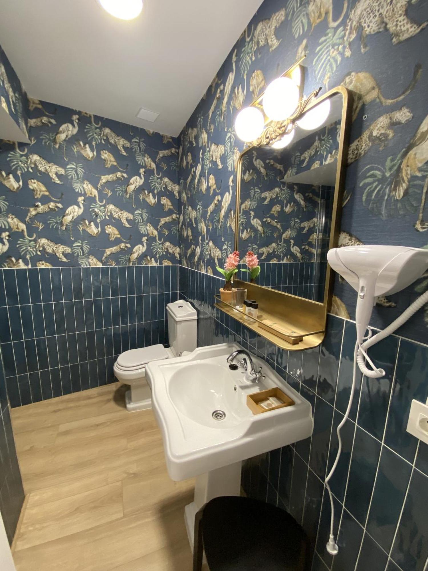 Apartamentos Penalara Segovia Bagian luar foto