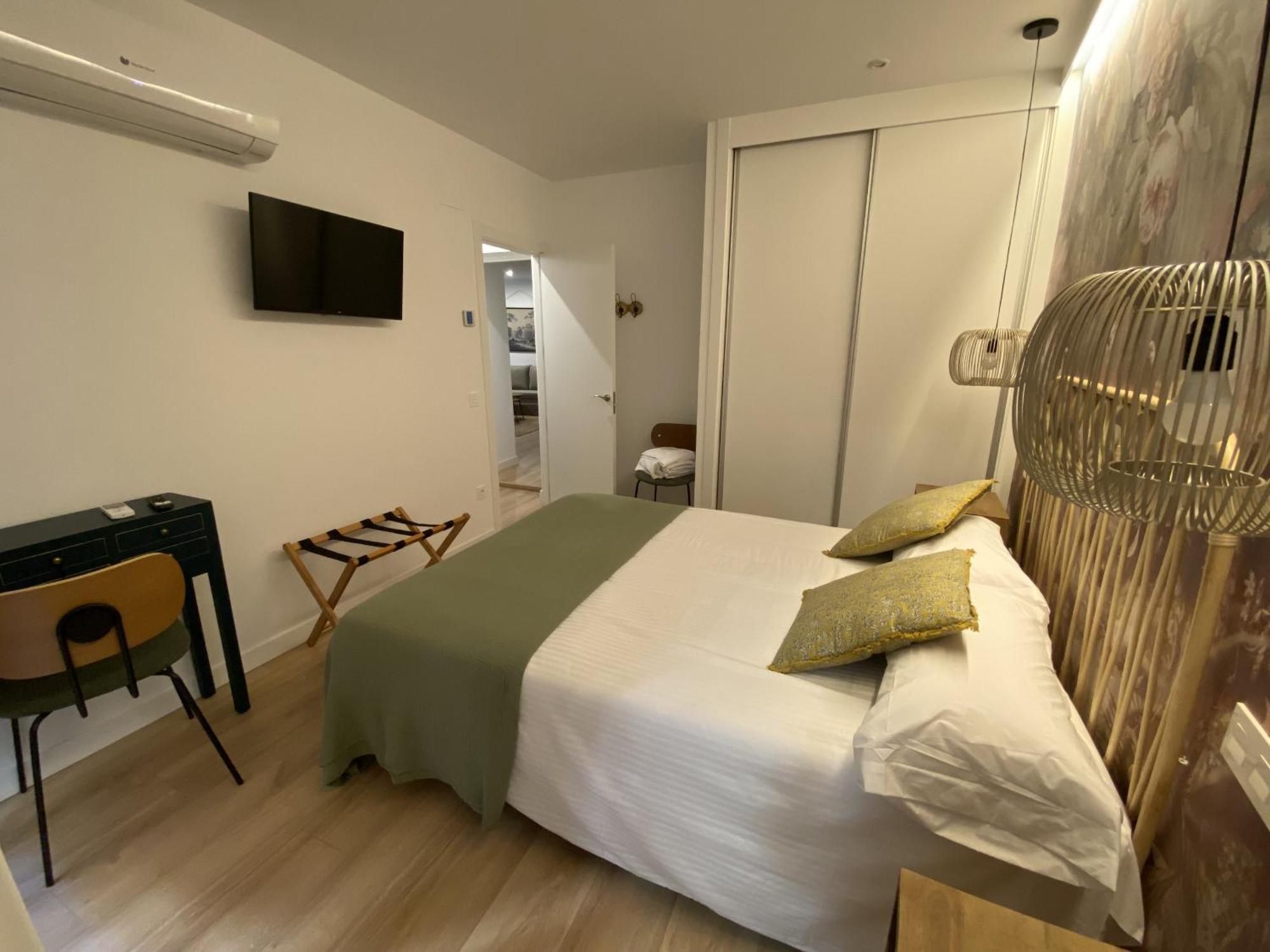 Apartamentos Penalara Segovia Bagian luar foto