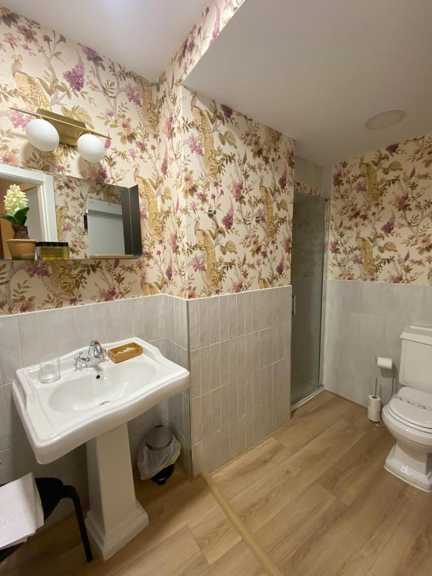 Apartamentos Penalara Segovia Bagian luar foto
